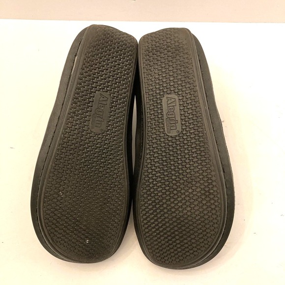 Alegria Womens Caiti Ankle Booties 36 US 6-6.5 Black Tooled Leather Boho Buckle - Picture 10 of 10